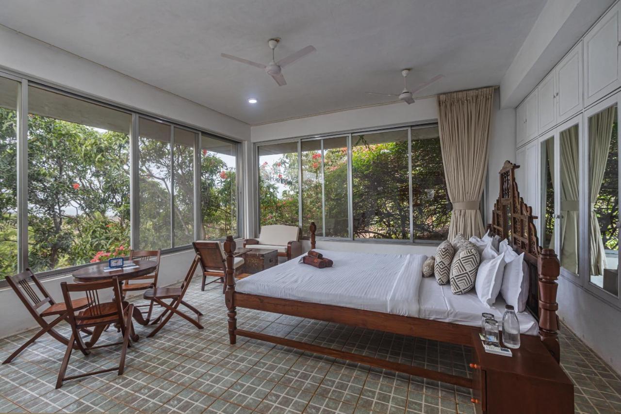 Saffronstays Sunglade, Kashid - Ocean-View Villa Near Kashid Beach Nāndgaon Esterno foto